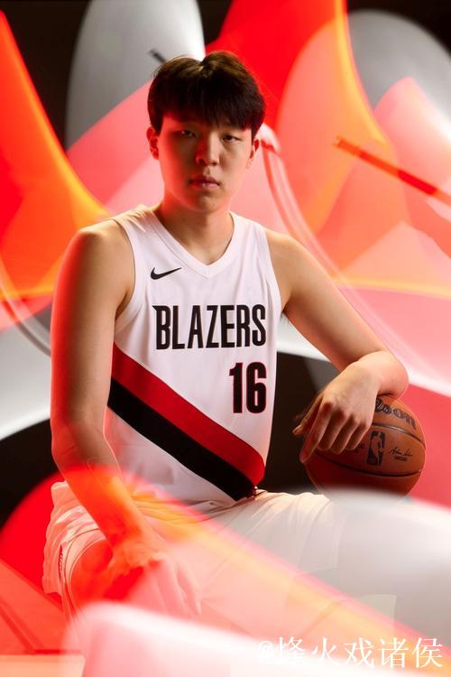 7分53秒填满数据栏!杨瀚森登场砍4+2+2+1+1,开拓者主场惜败魔术 7分53秒填满数据栏!杨瀚森登场砍4+2+2+1+1,开拓者主场惜败魔术