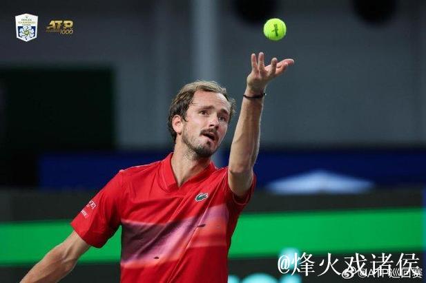 上海大师赛梅德维德夫赢开门红 鲁德首战爆冷出局