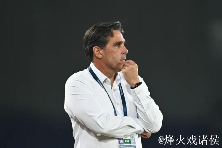河南队主帅拉莫斯:塑造更具攻击性的美丽足球 河南队主帅拉莫斯:塑造更具攻击性的美丽足球